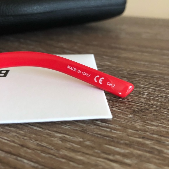 BRAND NEW BALENCIAGA CAT-EYE SUNGLASSES!!🔥🔥😍😍 - Picture 7 of 8